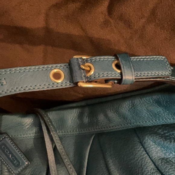 Coach Shoulder Bag - Picture 5 of 8